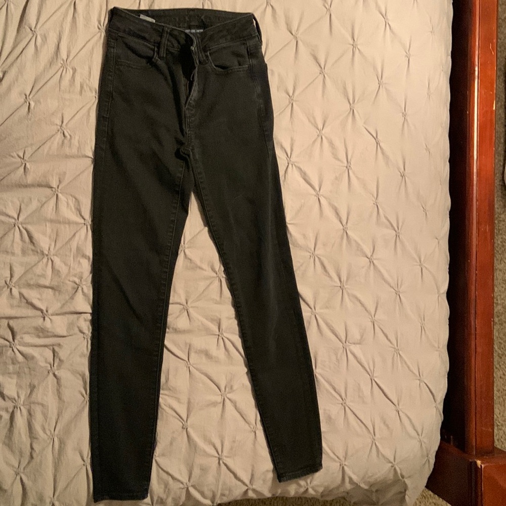Black skinny jeans